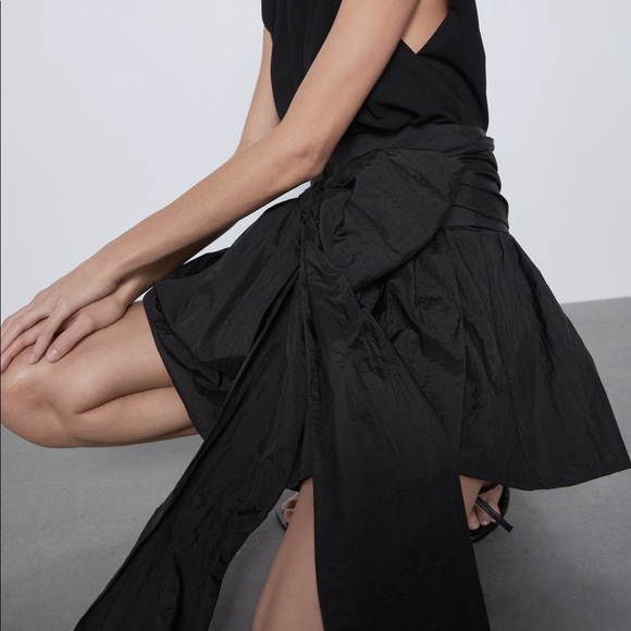 ZARA Bow Mini Skirt Size M Black BNWT - Picture 5 of 8